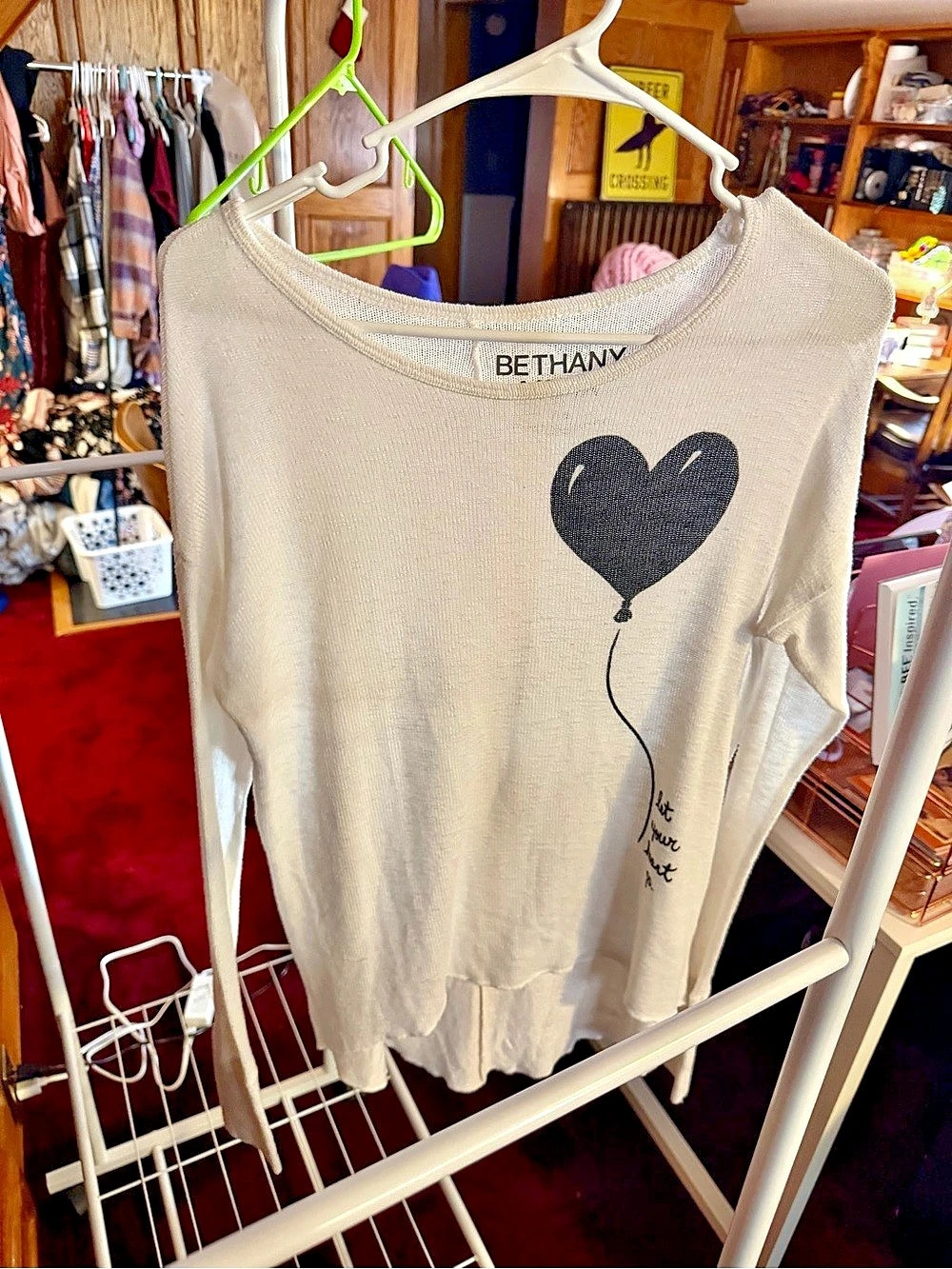 2014 Bethany Mota Heart Balloon Top Heart Graphic Long Sleeve Size Medium